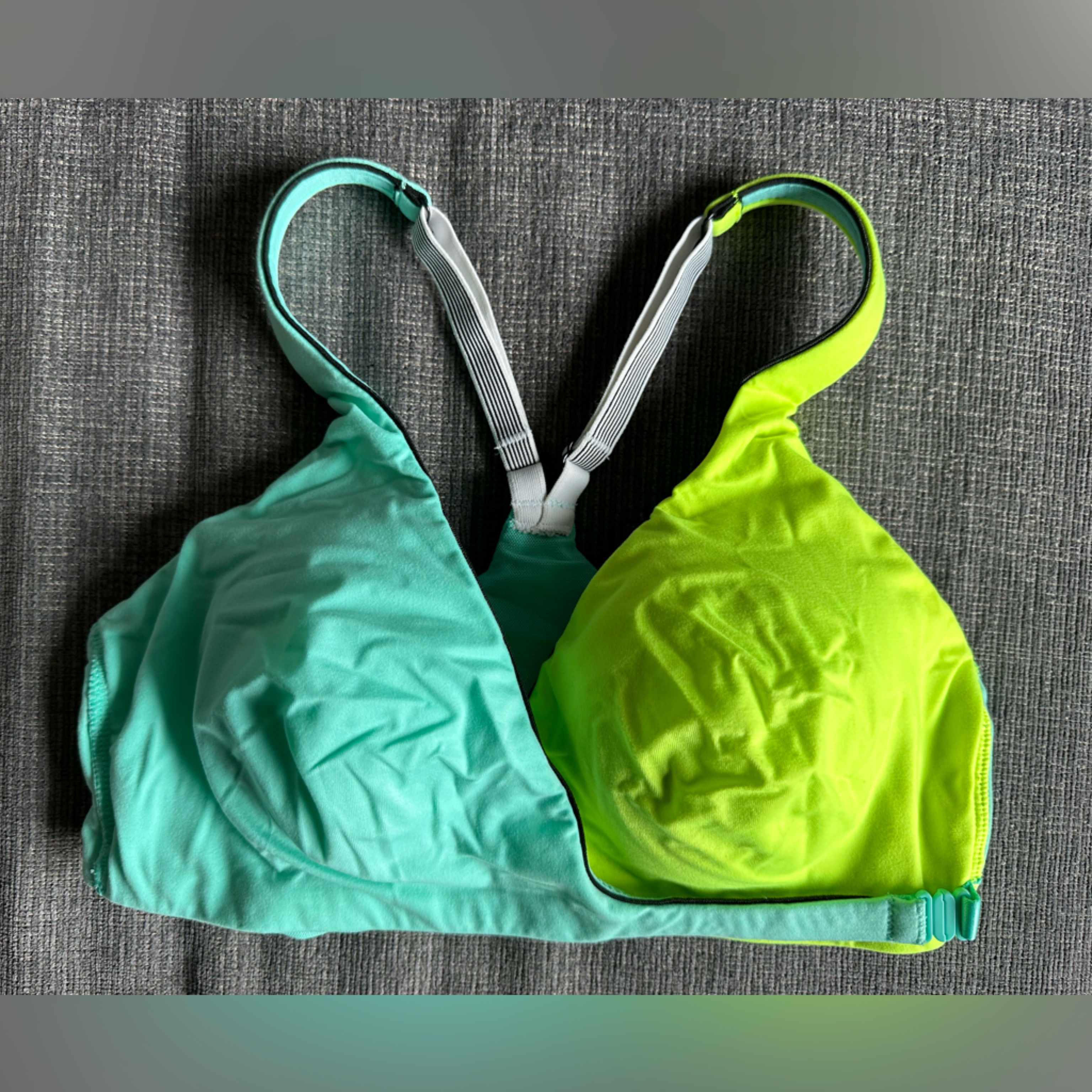 Brand New Vs Sports Bra